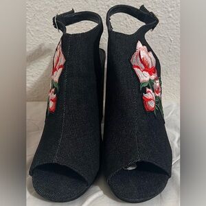 Cape Robbin Dark Denim Canvas Rose Embroidered FAUNA 2 Booties Sz 10